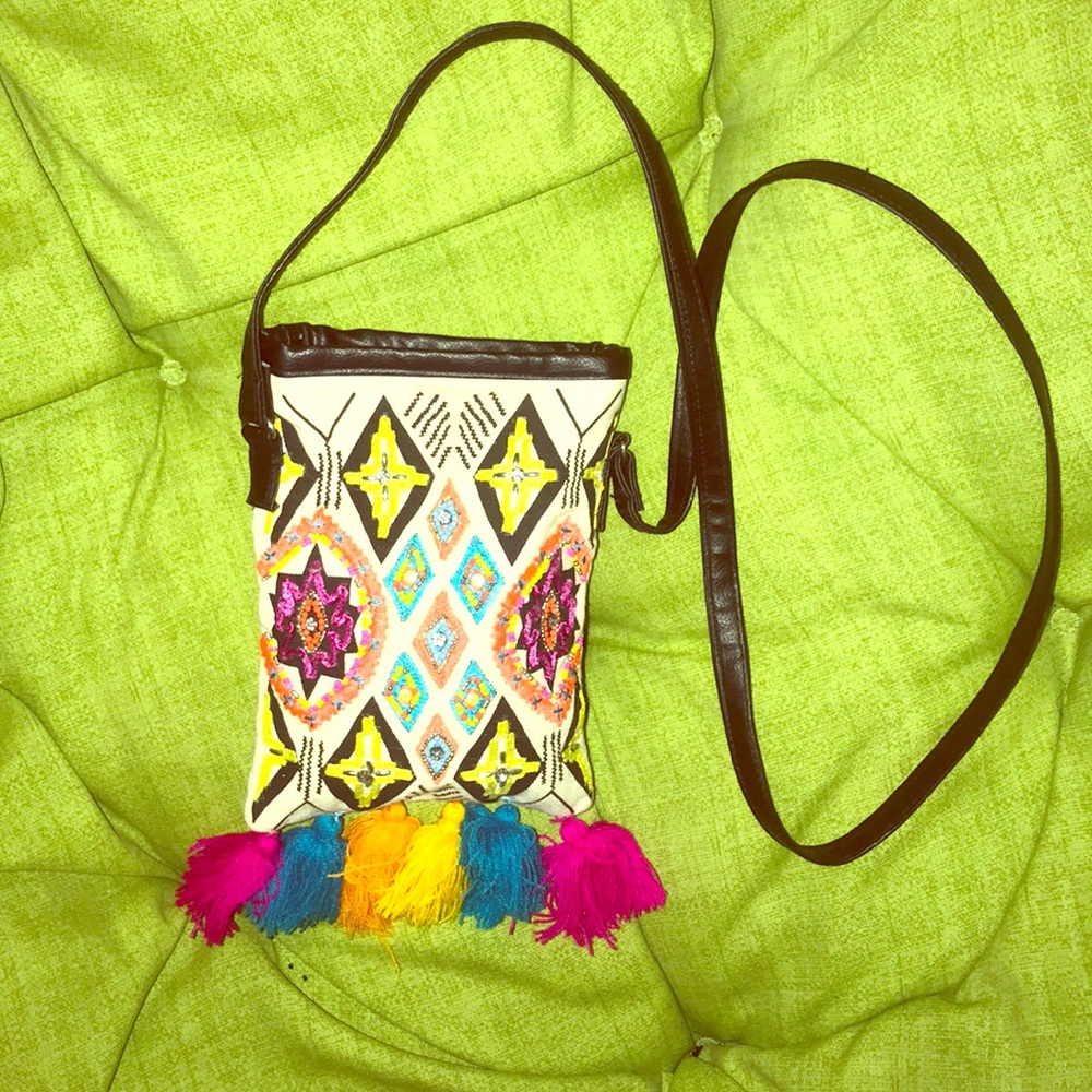 Hand bag
